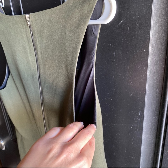 Black Halo Olive Green Square Neck Sheath Dress Twisted Front Waist Detail - Picture 4 of 7